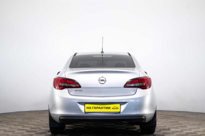 Opel Astra J Рестайлинг с пробегом 2012 года, цена 799 000 рублей, 201000 км, седан, Автокод Объявления