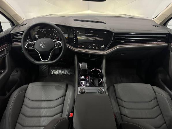 Новый Volkswagen Touareg III Рестайлинг 2025 года, цена 7 899 000 рублей, внедорожник, Автокод Объявления