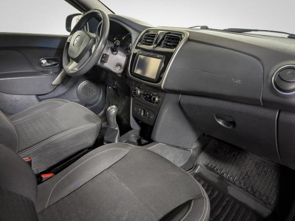 Renault Sandero II с пробегом 2014 года, цена 519 900 рублей, 142000 км, хэтчбек, Автокод Объявления