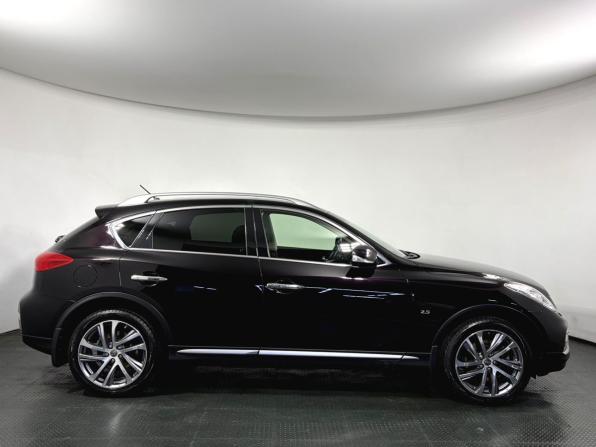 Infiniti QX50 I Рестайлинг с пробегом 2016 года, цена 2 590 000 рублей, 37424 км, внедорожник, Автокод Объявления