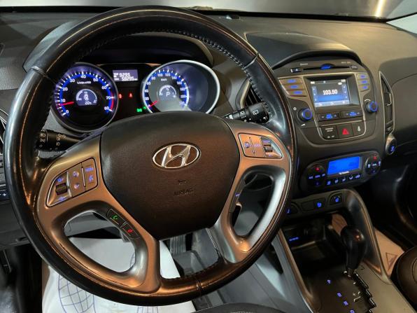 Hyundai ix35 I Рестайлинг с пробегом 2014 года, цена 1 630 000 рублей, 58000 км, внедорожник, Автокод Объявления