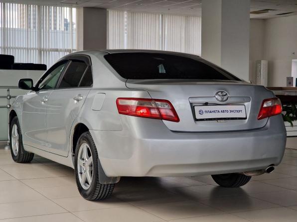 Toyota Camry VI (XV40) с пробегом 2006 года, цена 635 000 рублей, 405664 км, седан, Автокод Объявления