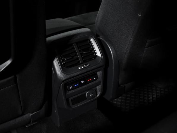 Volkswagen Tiguan II с пробегом 2017 года, цена 2 376 000 рублей, 131243 км, внедорожник, Автокод Объявления