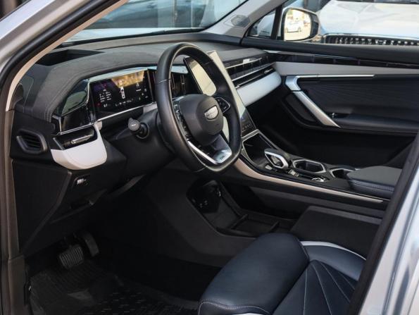 Geely Atlas II с пробегом 2024 года, цена 3 320 000 рублей, 17953 км, внедорожник, Автокод Объявления