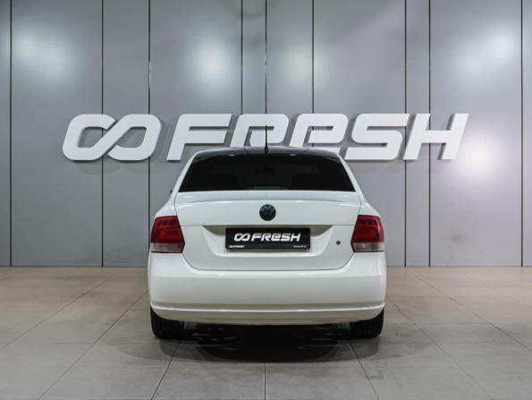 Volkswagen Polo V с пробегом 2014 года, цена 799 000 рублей, 185284 км, седан, Автокод Объявления