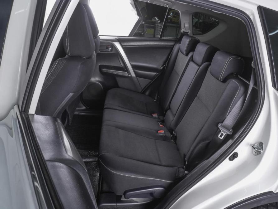 Toyota RAV4 IV (XA40) Рестайлинг Ростов-на-Дону  - изображение 9