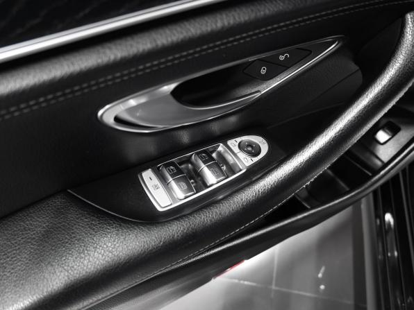 Mercedes-Benz E-Класс V (W213 S213 C238) с пробегом 2018 года, цена 2 600 000 рублей, 187842 км, седан, Автокод Объявления