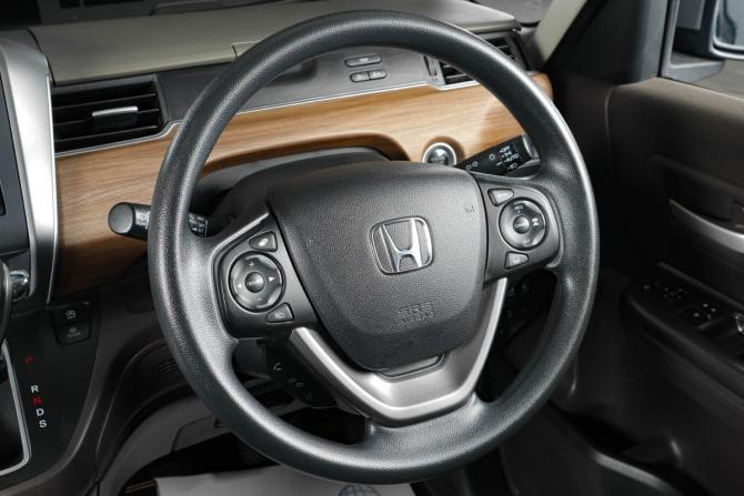 Honda Freed II Рестайлинг с пробегом 2021 года, цена 1 829 000 рублей, 101800 км, компактвэн, Автокод Объявления