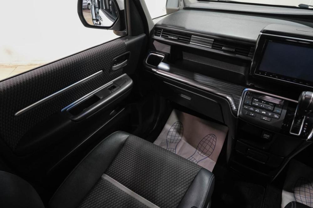 Honda Stepwgn V Новокузнецк  - изображение 17