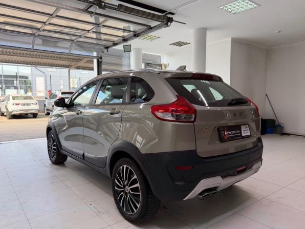 Lada (ВАЗ) XRAY I с пробегом 2018 года, цена 990 000 рублей, 117188 км, хэтчбек, Автокод Объявления