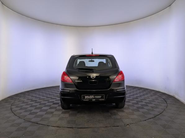Nissan Tiida I Рестайлинг с пробегом 2013 года, цена 952 000 рублей, 67601 км, хэтчбек, Автокод Объявления