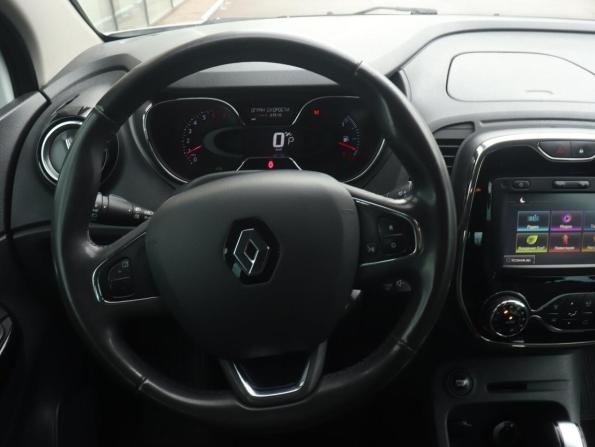 Renault Kaptur I с пробегом 2018 года, цена 1 530 000 рублей, 146444 км, внедорожник, Автокод Объявления