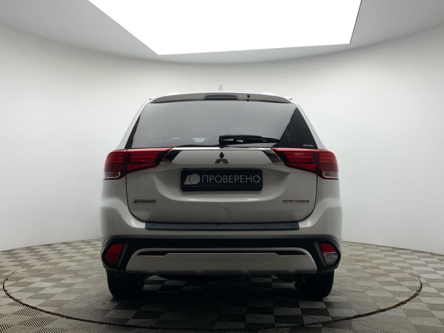 Mitsubishi Outlander III Рестайлинг 3 Мурманск  - изображение 6