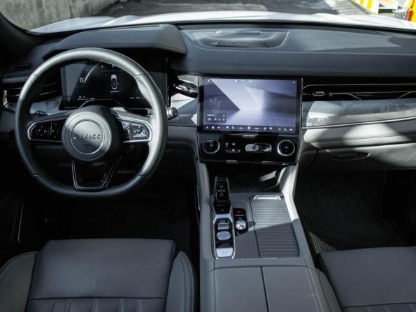 Lynk &amp; Co 09 с пробегом 2023 года, цена 5 149 000 рублей, 27605 км, внедорожник, Автокод Объявления