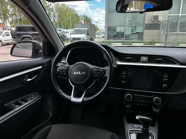 Kia Rio IV Рестайлинг с пробегом 2021 года, цена 1 581 000 рублей, 60024 км, хэтчбек, Автокод Объявления