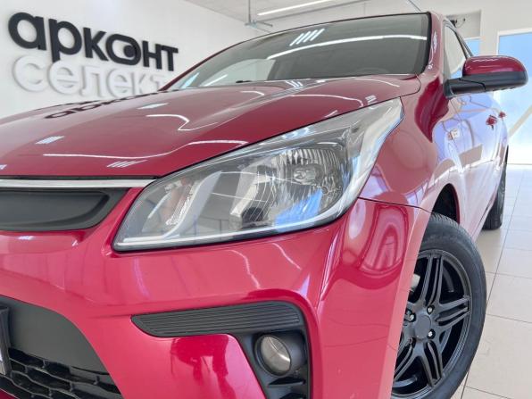 Kia Rio IV с пробегом 2018 года, цена 1 350 000 рублей, 139871 км, седан, Автокод Объявления