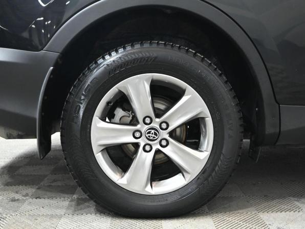 Toyota RAV4 IV (XA40) с пробегом 2015 года, цена 1 910 000 рублей, 253823 км, внедорожник, Автокод Объявления