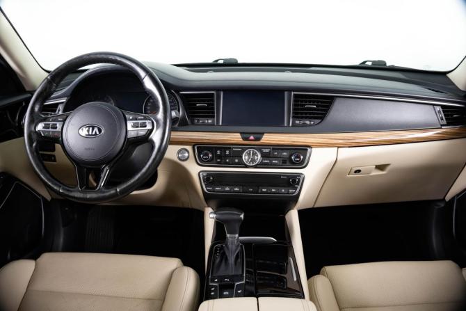 Kia K7 VG (I) с пробегом 2017 года, цена 2 199 000 рублей, 109256 км, седан, Автокод Объявления