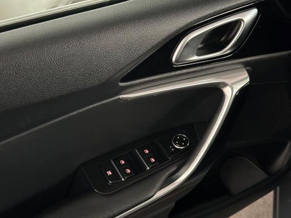 Kia Ceed III с пробегом 2018 года, цена 1 749 000 рублей, 55200 км, хэтчбек, Автокод Объявления