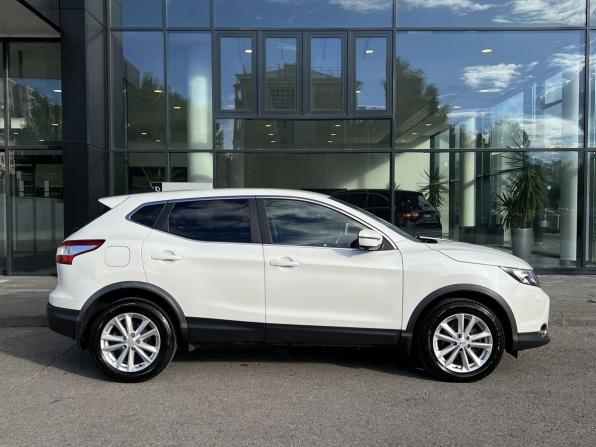 Nissan Qashqai II с пробегом 2016 года, цена 1 570 000 рублей, 140173 км, внедорожник, Автокод Объявления