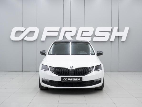 Skoda Octavia III (A7) Рестайлинг с пробегом 2017 года, цена 1 880 000 рублей, 191662 км, лифтбек, Автокод Объявления