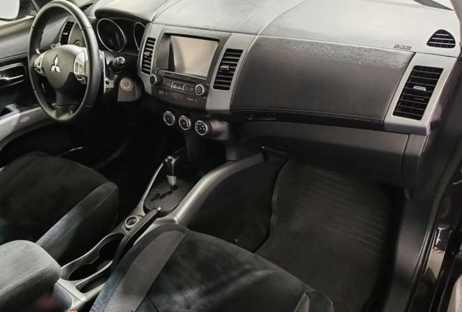 Mitsubishi Outlander II Рестайлинг с пробегом 2012 года, цена 900 000 рублей, 210599 км, внедорожник, Автокод Объявления