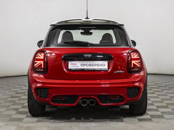 Mini Hatch III (F55/F56) Рестайлинг с пробегом 2019 года, цена 2 549 000 рублей, 111352 км, хэтчбек, Автокод Объявления