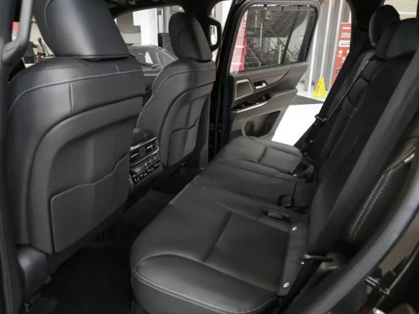 Lexus LX IV с пробегом 2026 года, цена 21 010 000 рублей, 100 км, внедорожник, Автокод Объявления