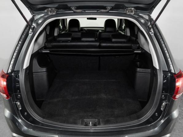 Mitsubishi Outlander III Рестайлинг 2 с пробегом 2016 года, цена 1 920 000 рублей, 118957 км, внедорожник, Автокод Объявления