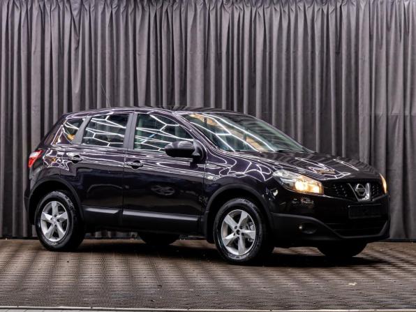 Nissan Qashqai I Рестайлинг с пробегом 2011 года, цена 1 095 000 рублей, 176258 км, внедорожник, Автокод Объявления