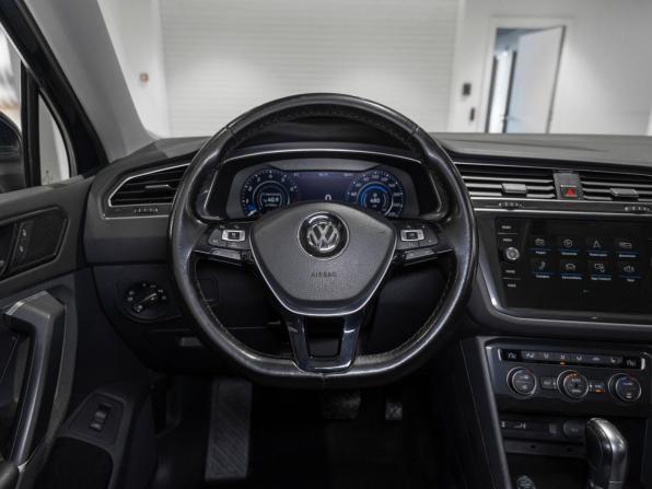 Volkswagen Tiguan II с пробегом 2017 года, цена 2 460 000 рублей, 134251 км, внедорожник, Автокод Объявления