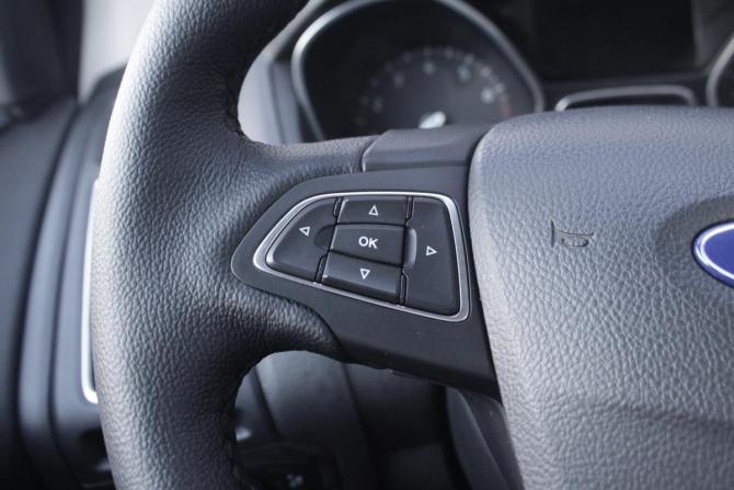 Ford Focus III Рестайлинг с пробегом 2018 года, цена 1 245 000 рублей, 177700 км, седан, Автокод Объявления