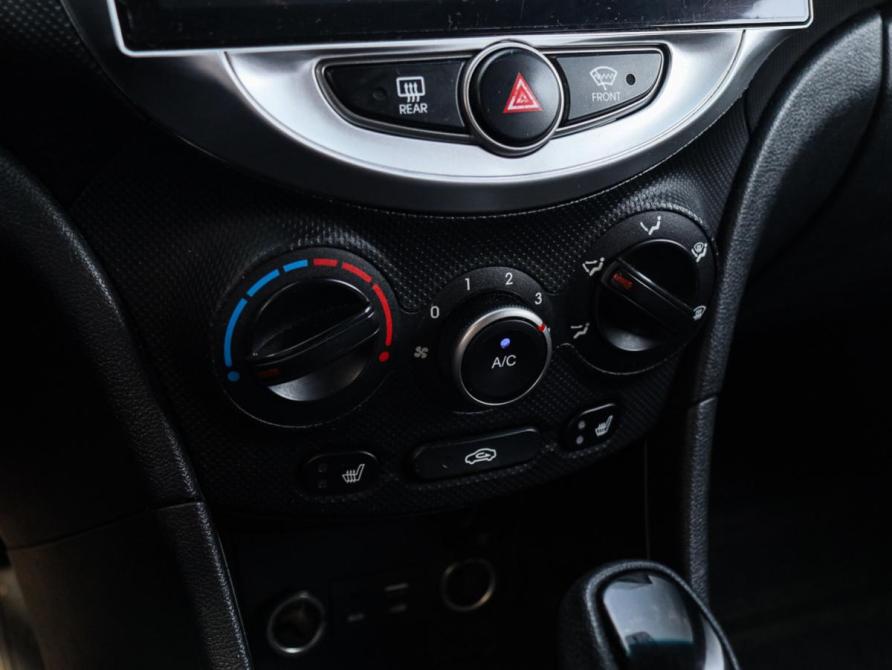Hyundai Solaris I Рестайлинг Москва  - изображение 16