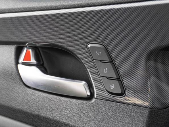 Hyundai Santa Fe IV Рестайлинг с пробегом 2023 года, цена 4 649 000 рублей, 20300 км, внедорожник, Автокод Объявления