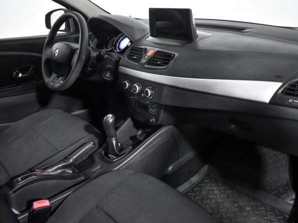 Renault Fluence I Рестайлинг с пробегом 2014 года, цена 849 000 рублей, 141696 км, седан, Автокод Объявления