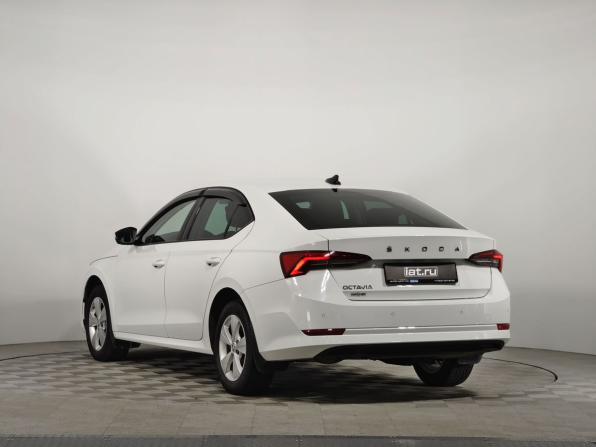 Skoda Octavia IV (A8) с пробегом 2021 года, цена 1 777 000 рублей, 172981 км, лифтбек, Автокод Объявления