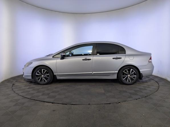 Honda Civic VIII Рестайлинг с пробегом 2009 года, цена 1 100 000 рублей, 157622 км, седан, Автокод Объявления