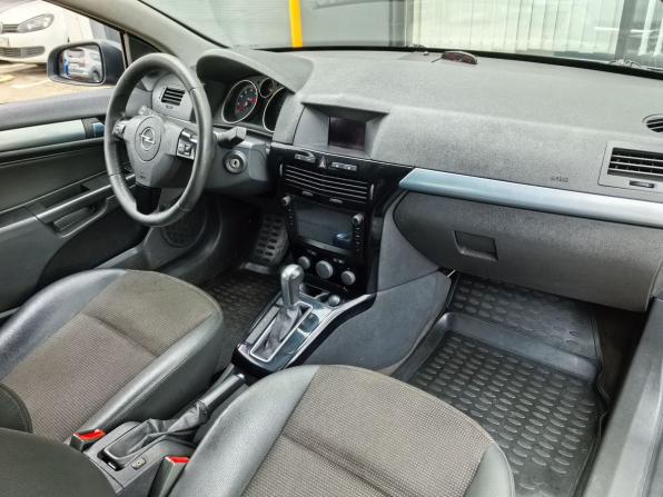 Opel Astra H Рестайлинг с пробегом 2008 года, цена 420 000 рублей, 270012 км, хэтчбек, Автокод Объявления