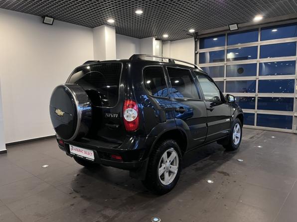 Chevrolet Niva I Рестайлинг с пробегом 2016 года, цена 645 000 рублей, 179174 км, внедорожник, Автокод Объявления