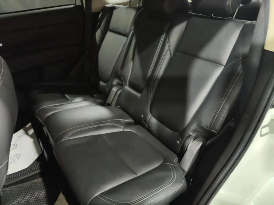 Mitsubishi Outlander III Рестайлинг 3 Уфа  - изображение 15