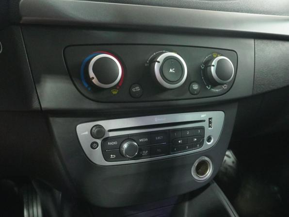 Renault Fluence I Рестайлинг с пробегом 2014 года, цена 798 000 рублей, 89148 км, седан, Автокод Объявления
