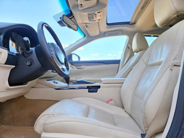 Lexus ES VI с пробегом 2013 года, цена 1 890 000 рублей, 203950 км, седан, Автокод Объявления