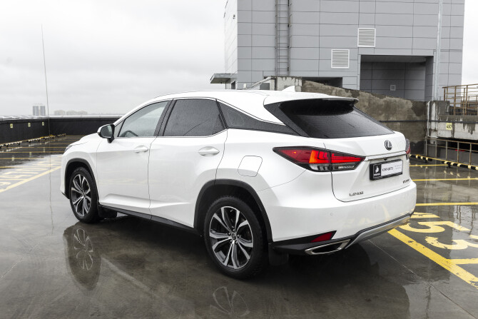 Lexus RX IV Рестайлинг с пробегом 2019 года, цена 4 549 000 рублей, 98000 км, внедорожник, Автокод Объявления
