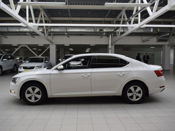 Skoda Superb III с пробегом 2018 года, цена 1 820 000 рублей, 138341 км, лифтбек, Автокод Объявления
