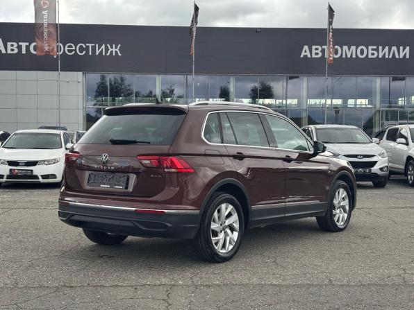 Volkswagen Tiguan II Рестайлинг с пробегом 2021 года, цена 3 010 000 рублей, 102000 км, внедорожник, Автокод Объявления