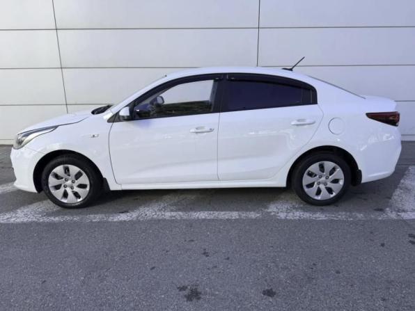 Kia Rio IV с пробегом 2018 года, цена 1 400 000 рублей, 124000 км, седан, Автокод Объявления