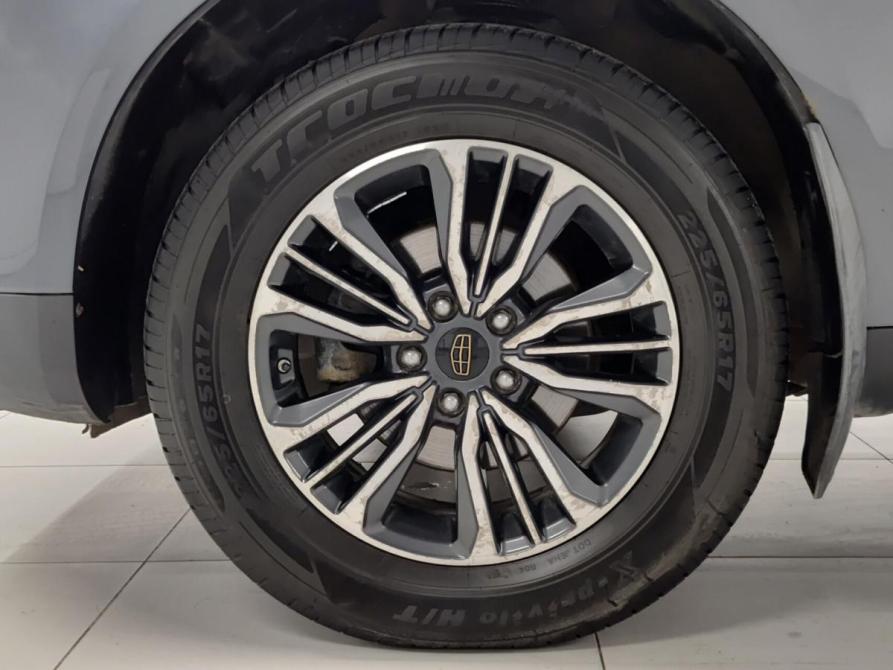 Geely Emgrand X7 I Рестайлинг 2 Казань  - изображение 22