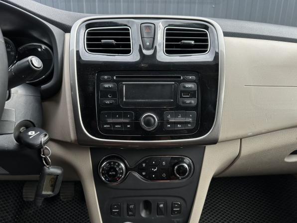 Renault Logan II с пробегом 2014 года, цена 499 000 рублей, 187000 км, седан, Автокод Объявления