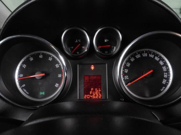 Opel Astra J Рестайлинг с пробегом 2014 года, цена 647 000 рублей, 204622 км, хэтчбек, Автокод Объявления