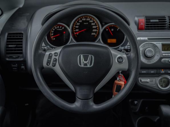 Honda Jazz I Рестайлинг с пробегом 2007 года, цена 599 000 рублей, 102000 км, хэтчбек, Автокод Объявления